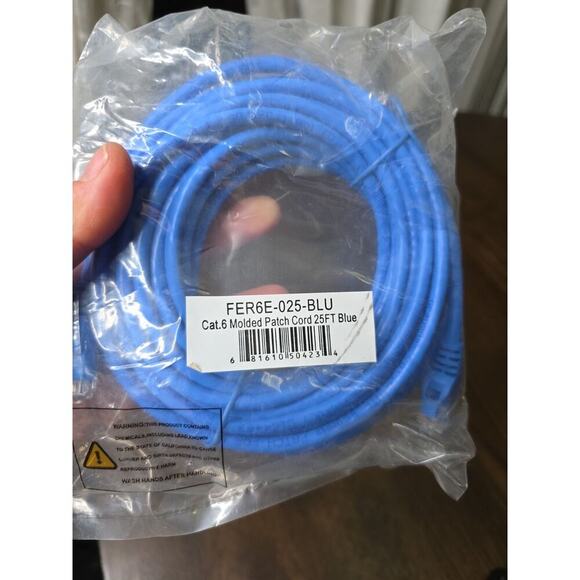 Ethernet Cable FER6E-025-BLU Cat. 6 Molded Patch Cord 25ft Blue 25-Foot CAT-6 55 - Picture 3 of 12